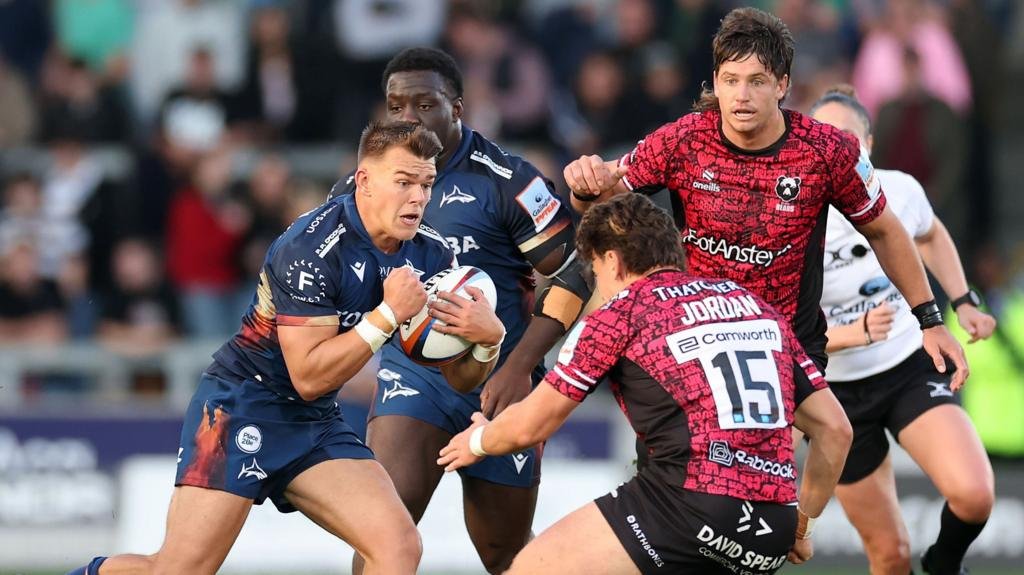 Bristol start with steely victory at Sale