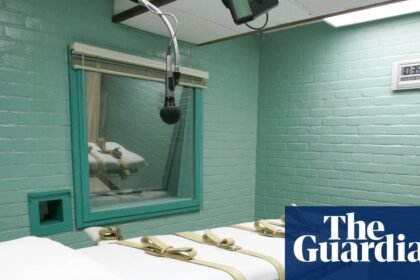 Texas to execute death-row prisoner over 2005 triple killing