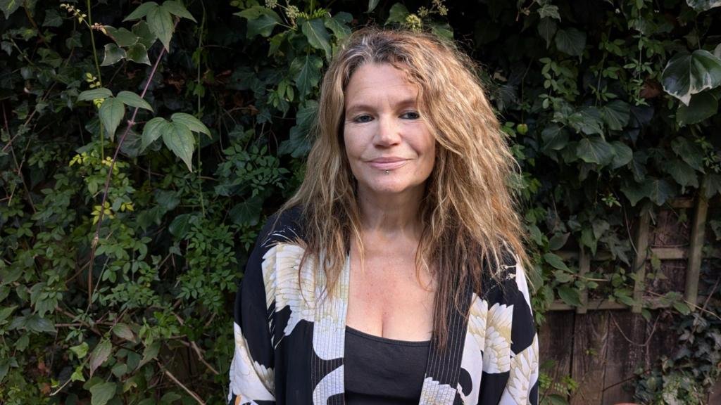'Mum sent them £140,000': How to spot the signs a loved one is being scammed