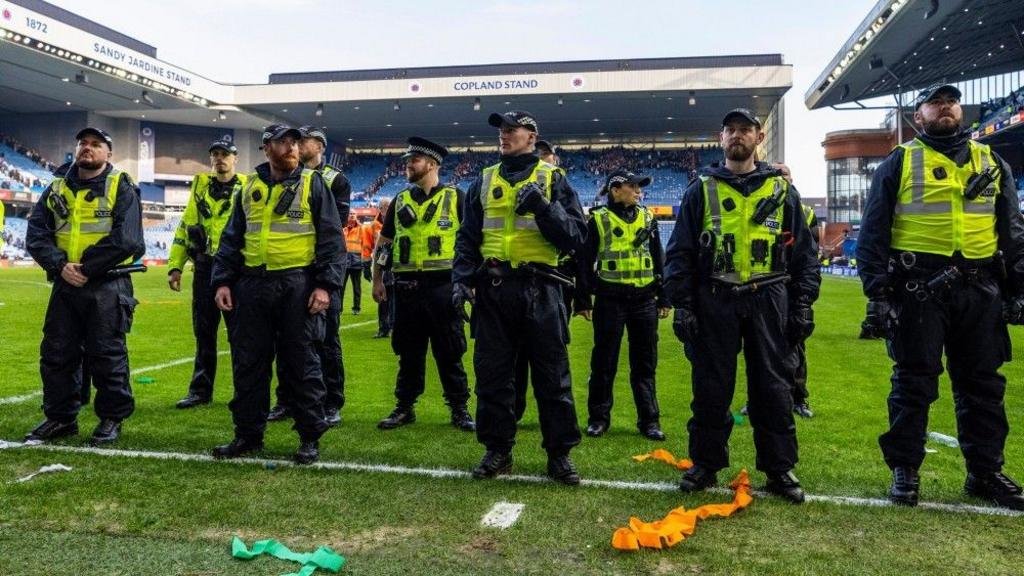 Celtic and Rangers contest closed doors sanctions