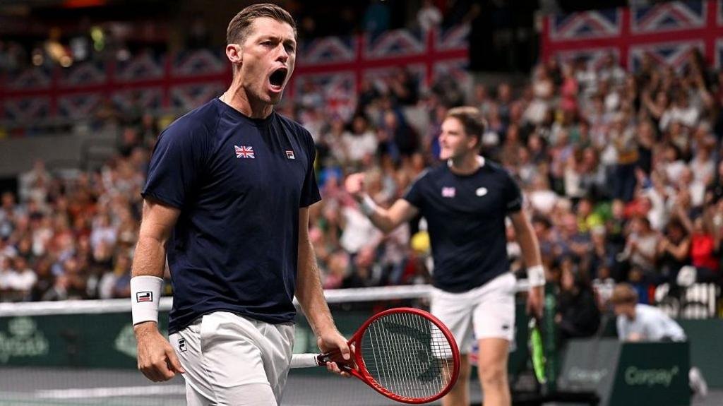 GB dominate Ecuador to reach Davis Cup Finals