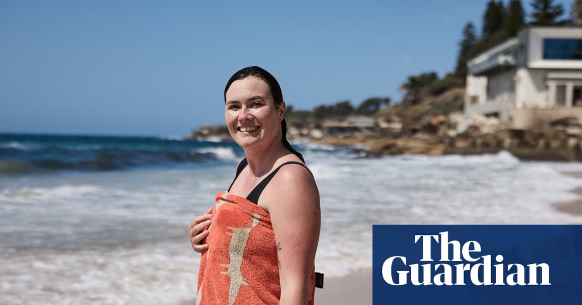 I went looking for the poo at Coogee beach but all I found was a beautiful day for a swim