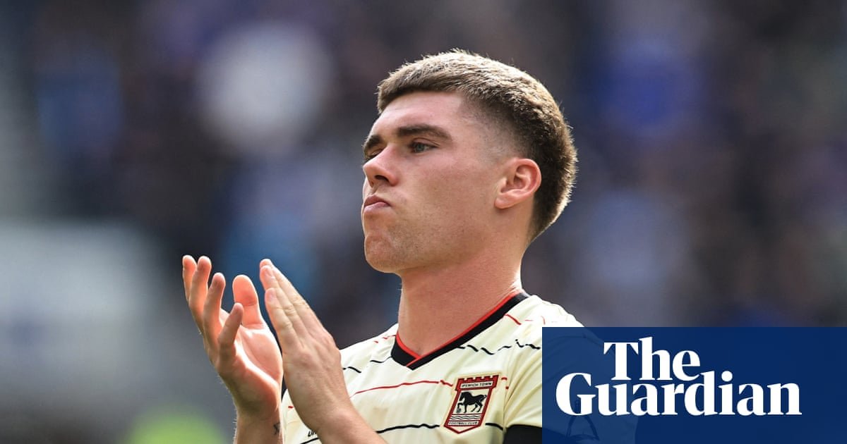 Footballers and fans pay tribute to Noah Woods after toddler’s death in Suffolk
