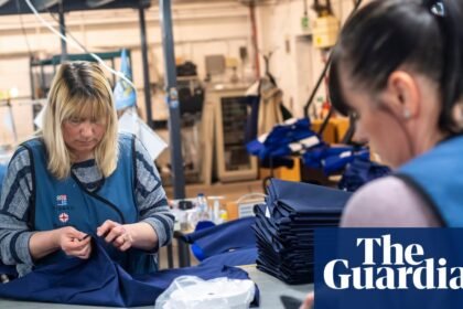 Make NHS and military uniforms in UK, fashion firms urge Burnham