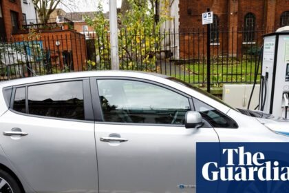 High-mileage electric cars are more reliable than petrol ones, study finds