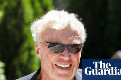 Nike cofounder gives $1bn to University of Oregon in historic donation