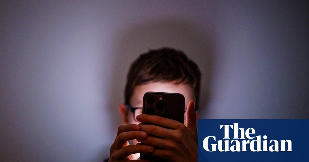 High screen usage in children linked to poorer outcomes, major study suggests