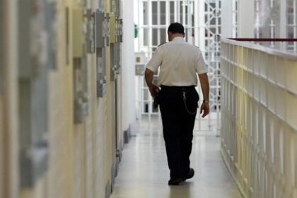 Prison staff told not to use inadequate cells as overcrowding worsens