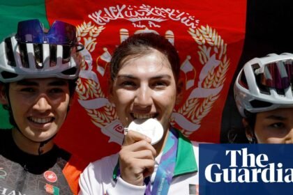 Afghan cyclist who disguised herself as a man to evade Taliban wins Asian Games silver