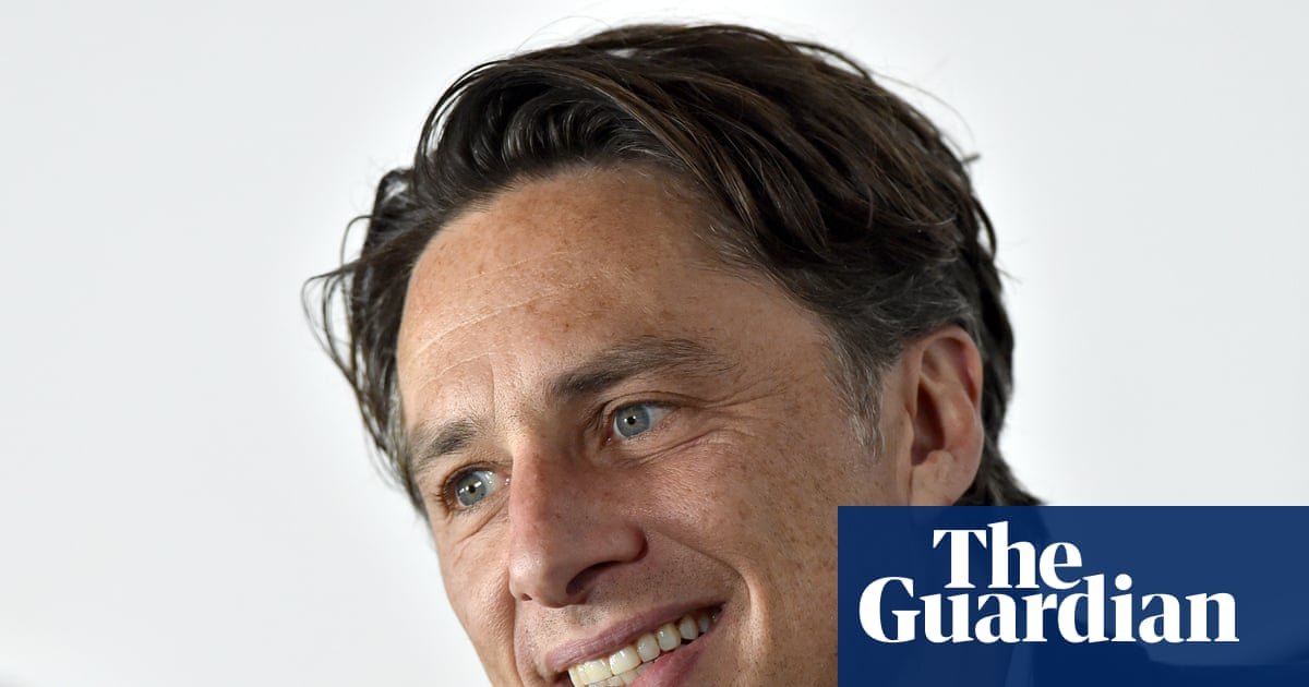 Post your questions for Zach Braff