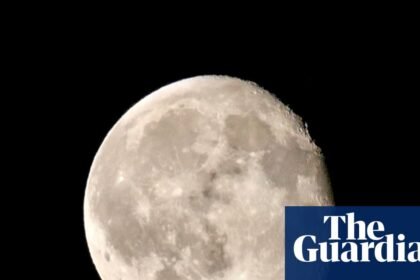 Top Trump military adviser says US must prepare to fight around moon