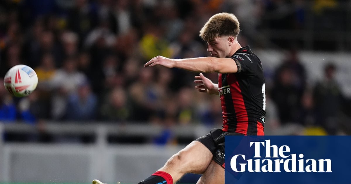 Irwin holds nerve to sink Leeds and send Warrington to Grand Final