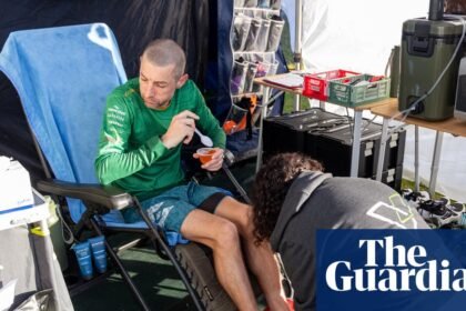 Record-breaking ultrarunner has 500ml of pus drained from leg: ‘I just didn’t quite feel right’