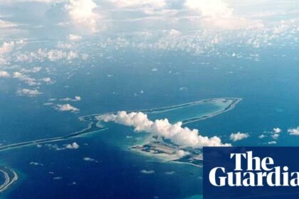 No signs Chagos deal can be adapted to suit Trump, say UK officials