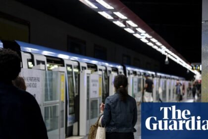 Clan leader in Paris sentenced to eight years for human trafficking