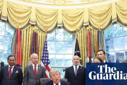 Trump unveils plan for $15bn Iowa steel plant he calls biggest in US history