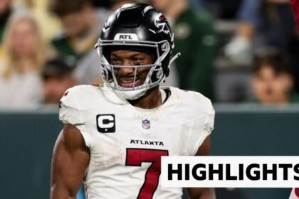 Packers booed by own fans during loss to Falcons