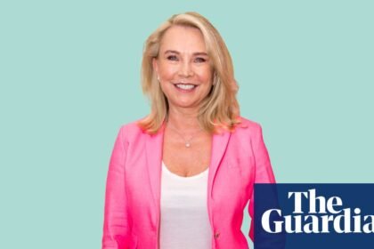 Amanda Redman: ‘My most embarrassing moment? Getting caught doing a pretend Bafta thank you speech’