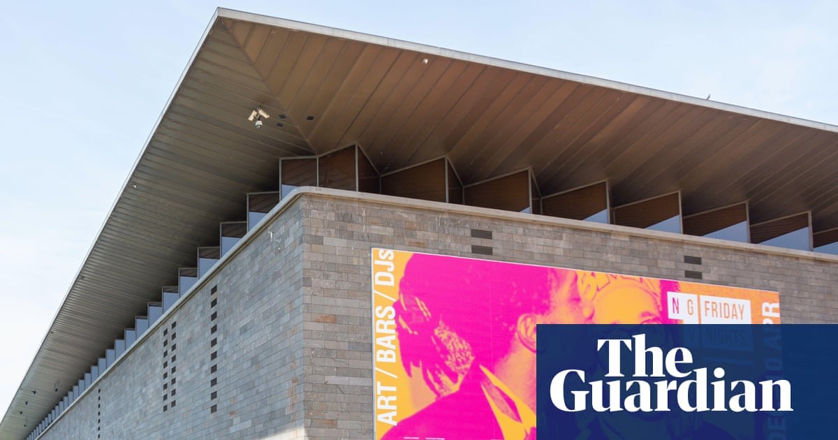 National Gallery of Victoria employee allegedly stole $8m to buy phones he later sold