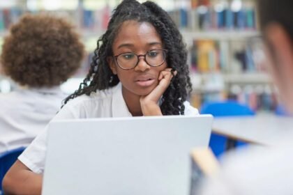 Schools not ready for AI and 'crying out' for government guidance, report warns