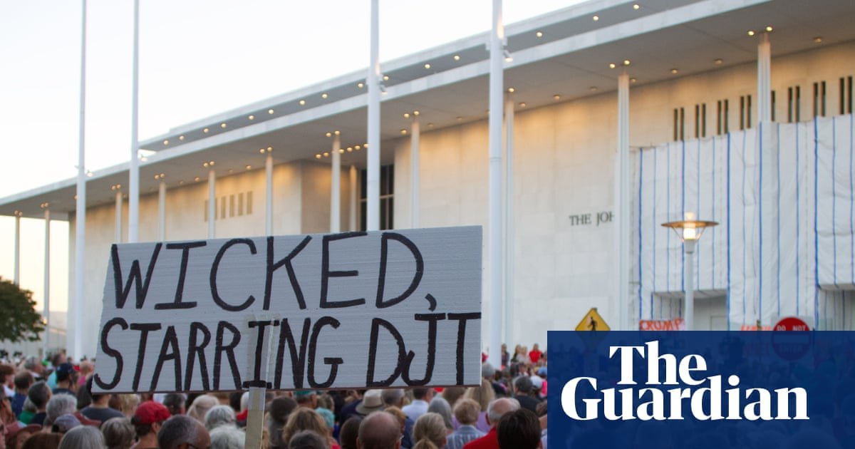 Thousands protest closure of the Kennedy Center amid fears Trump is set to demolish the institution