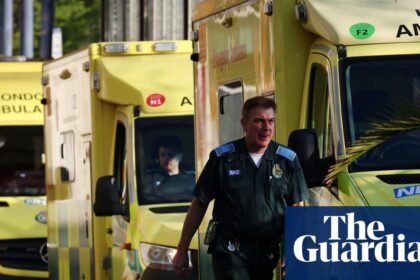 Cut NHS red tape and boost productivity to prevent 20,000 early deaths a year in England, report urges
