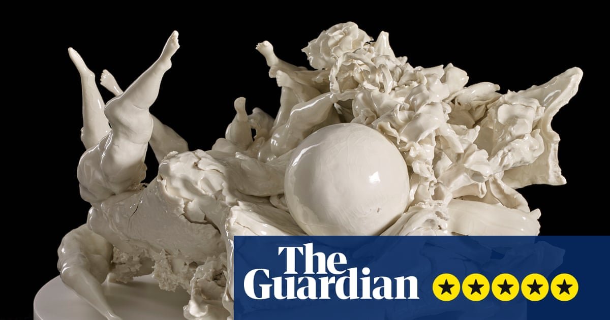 Rachel Kneebone review – who knew porcelain could be so edgy, nerve-wracking and marvellous?