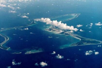 UK to review Chagos Islands deal after Trump's latest criticism
