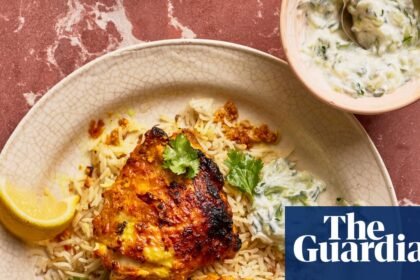 Thomasina Miers’ recipes for turmeric chicken and cardamom apple tart