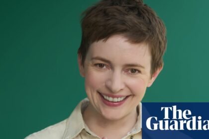 Exit Party by Emily St John Mandel review – alternate visions of post-crisis America