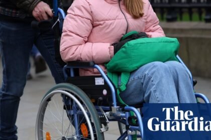 Disabled people in UK need right to travel abroad, say MPs, after ‘ridiculous’ restrictions