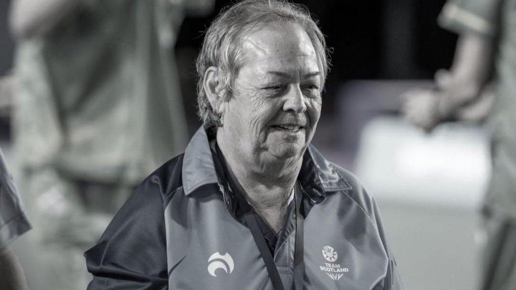 Bowler Stevenson dies two months after Glasgow gold