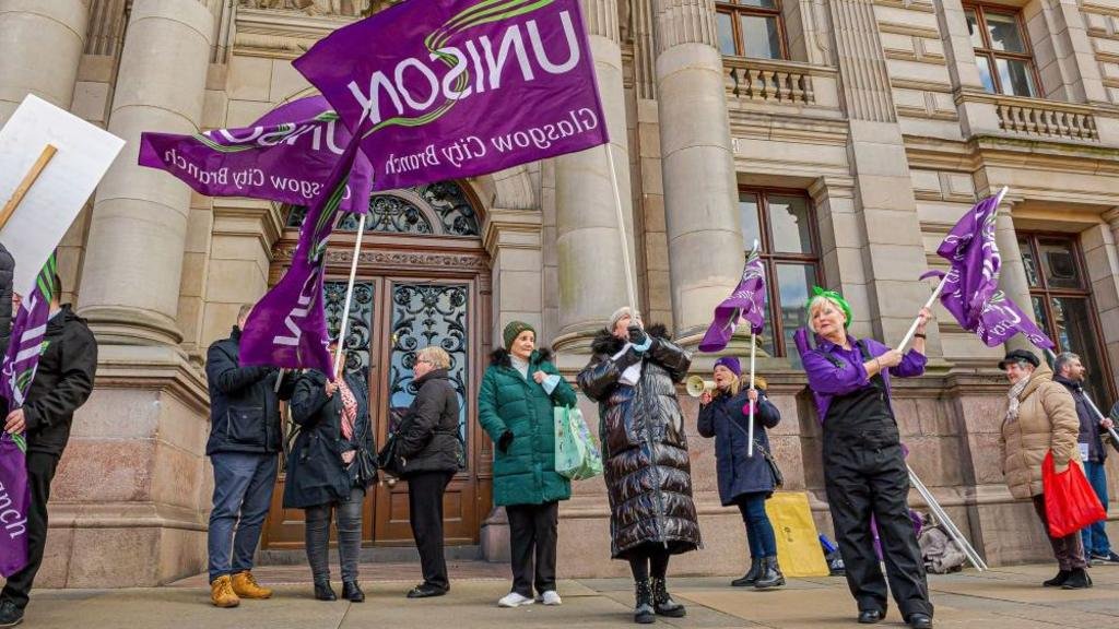 Council is letting staff down with fire and rehire plans, says worker