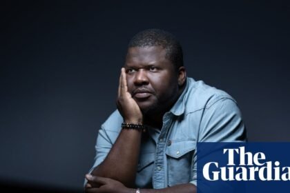 Novelist accused of using AI to write book removed from French prize list