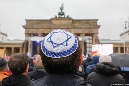 Germany debates alleged antisemitism in the Left Party
