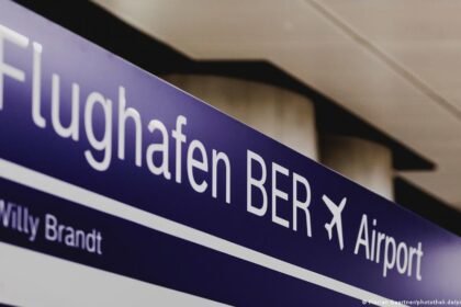 Berlin Airport briefly suspends flights over drone sighting