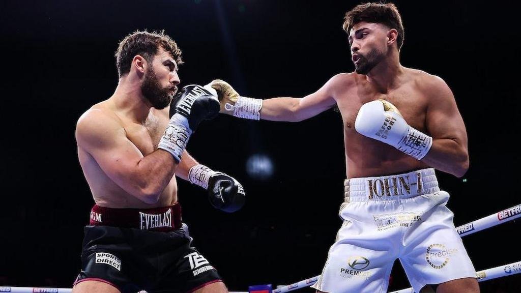 Brown maintains perfect record with brutal Hedges stoppage