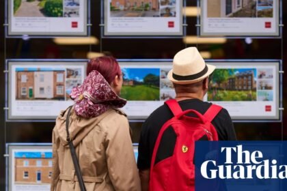 UK mortgage demand drops to 32-month low as Iran war drives up borrowing costs