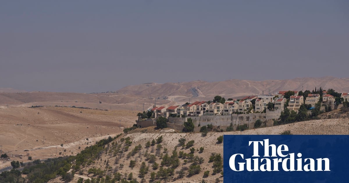 British banks told not to invest in planned Israeli settlement before UK trade ban begins