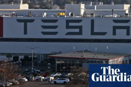 Black Tesla employees accuse company of fostering racial discrimination in major trial