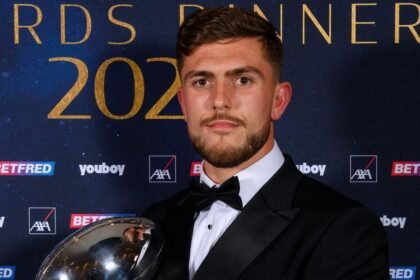 Wigan's O'Neill wins Man of Steel award