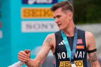 Ingebrigtsen pipped to 5km road gold in Copenhagen