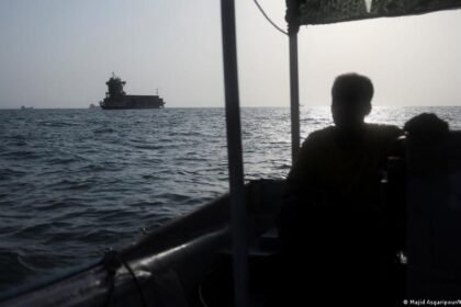 Iran war spreads through region as Trump seeks way out