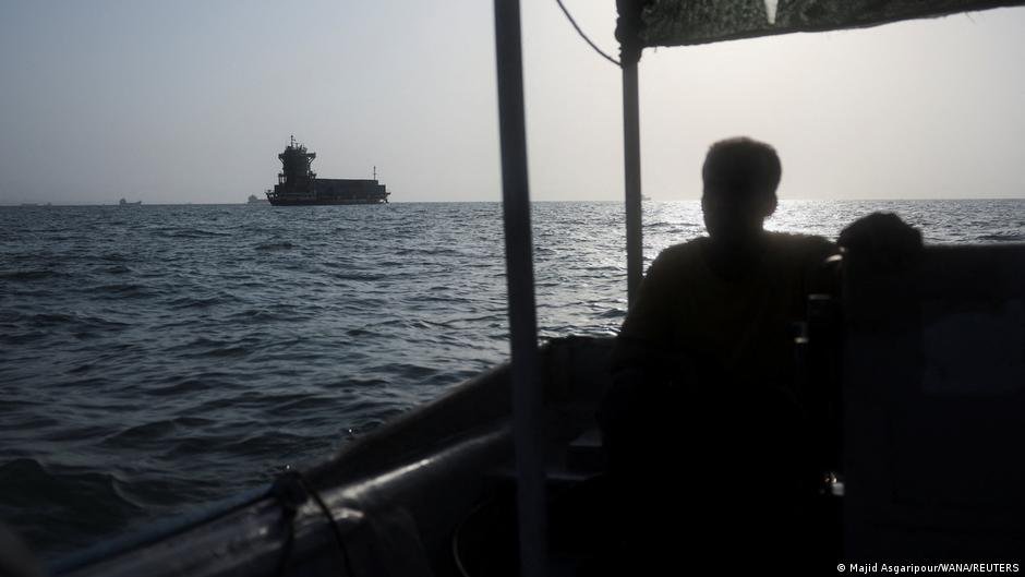 Iran war spreads through region as Trump seeks way out