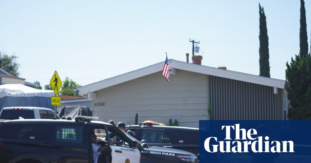 San Diego police investigate case of family of three found fatally shot in home