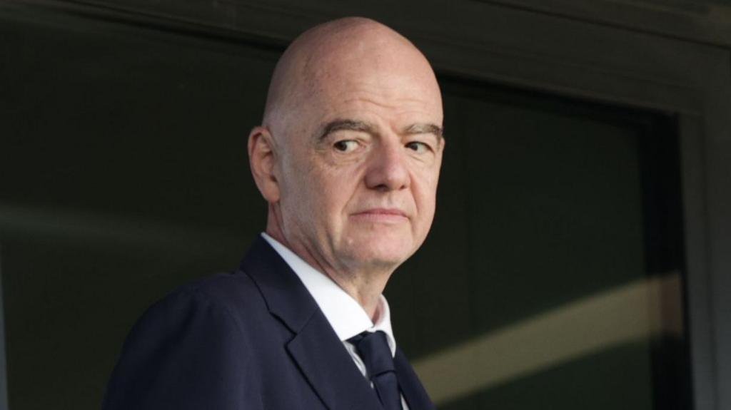 Infantino proposes external review of Fifa governance