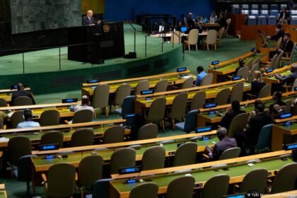 China reject 'Cold War mindset' at UN General Assembly