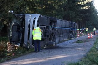 Two people killed as bus crashes on way to Oktoberfest