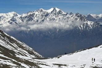 Avalanche in Nepal leaves 2 dead, several missing