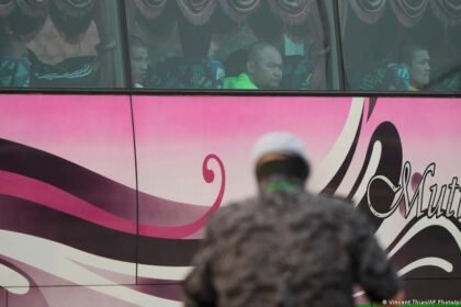 Malaysia repatriates Myanmar migrants despite UN warnings